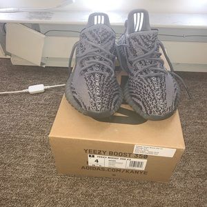 Yeezy boost 350 beluga 2.0